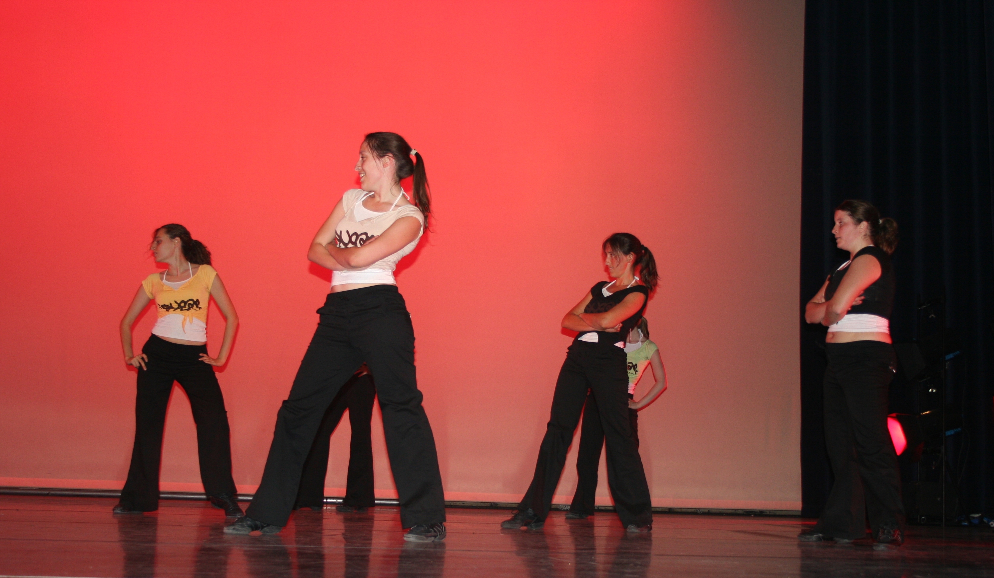 16-on-Stage