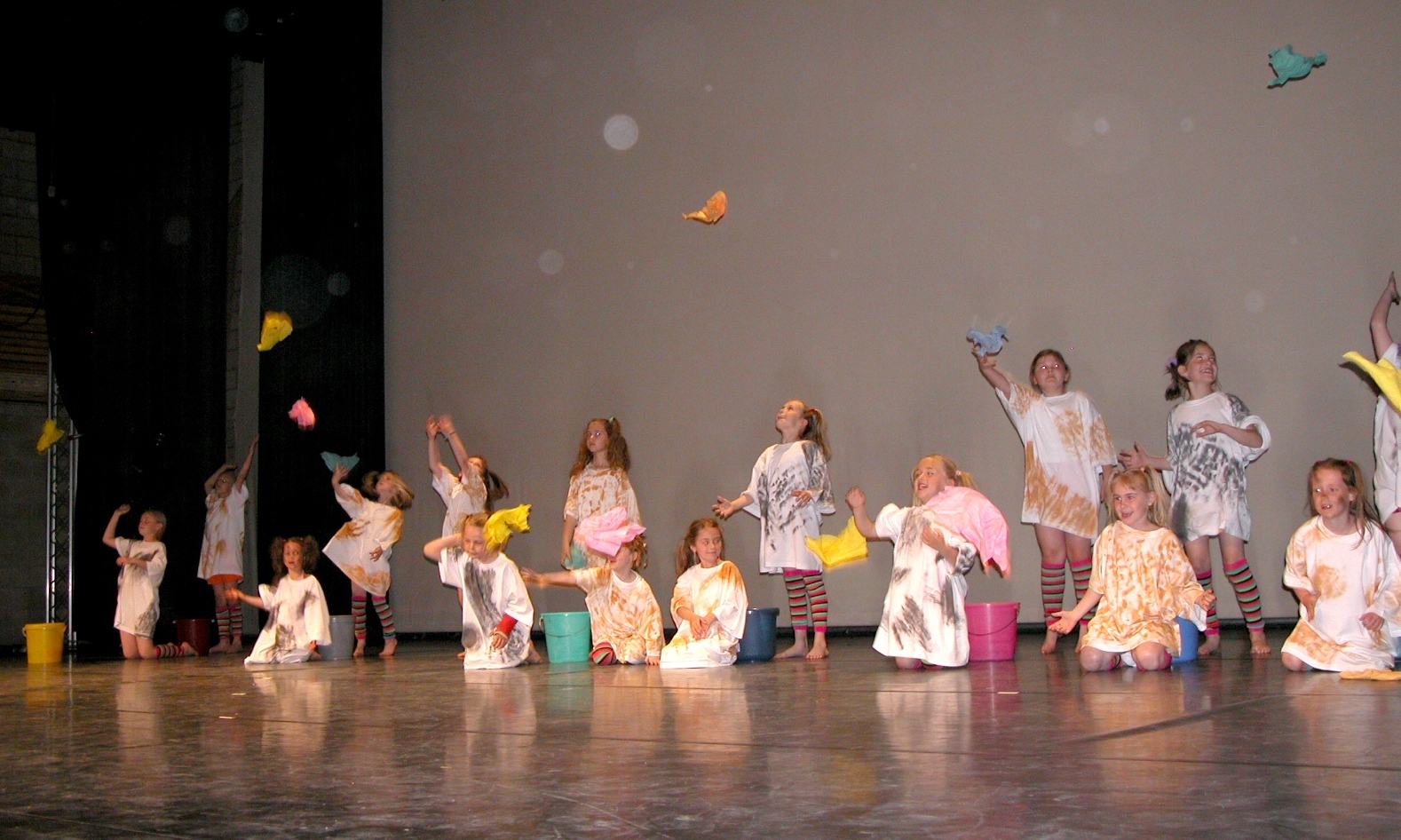 25-on-Stage