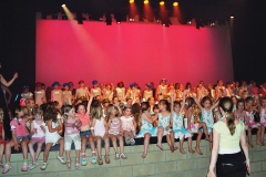 32-on-Stage